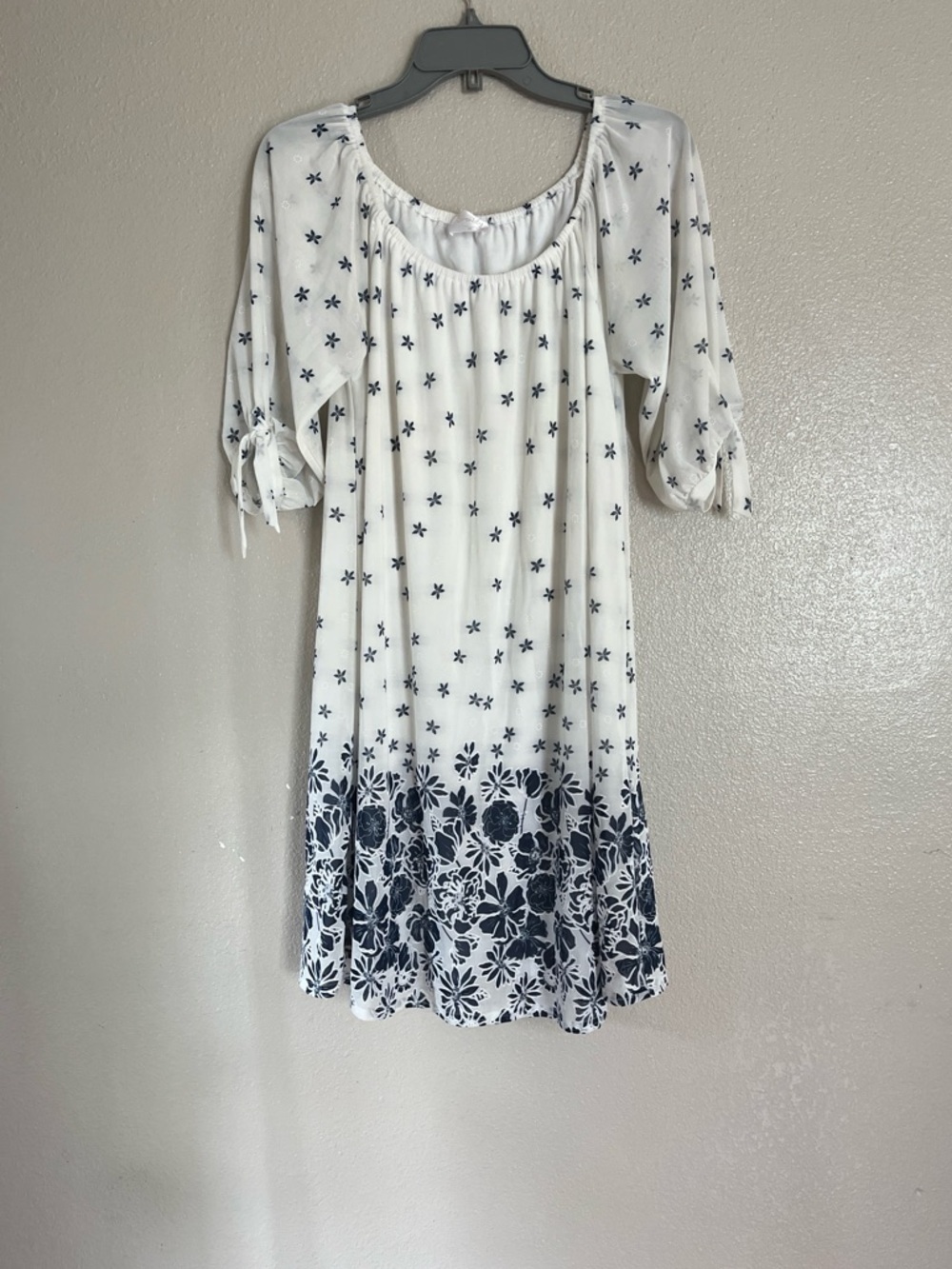 Siren LilyWhite and Navy Floral Border Scoop-Neck Dress